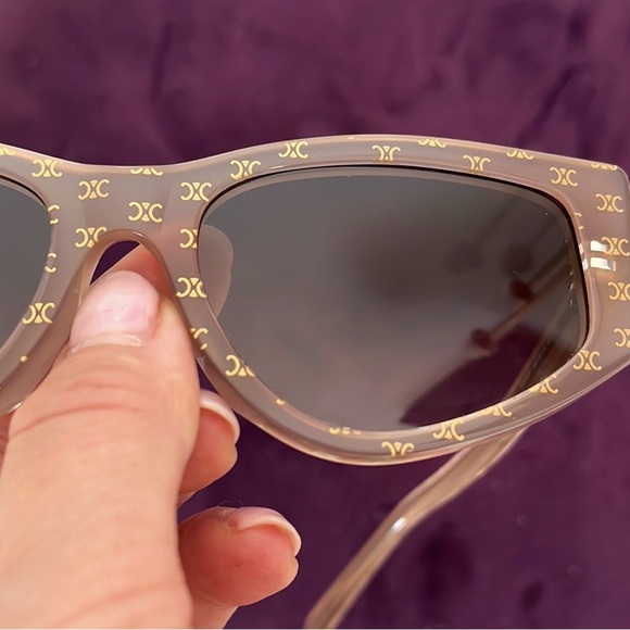 RARE Celine geometric sunglasses tan with gold logo - Picture 6 of 8